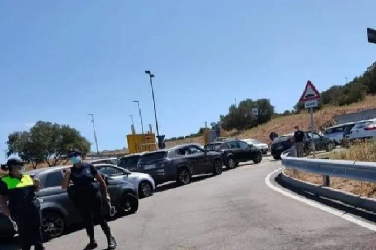 Dalla Sardegna al Casertano col Covid: giovanissimo positivo, famiglia in isolamento