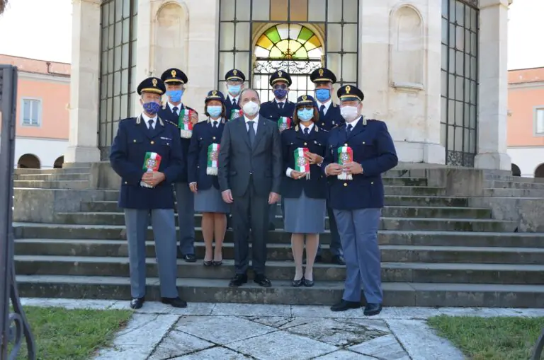 San Michele, consegnate sciarpe tricolori a 8 commissari di polizia