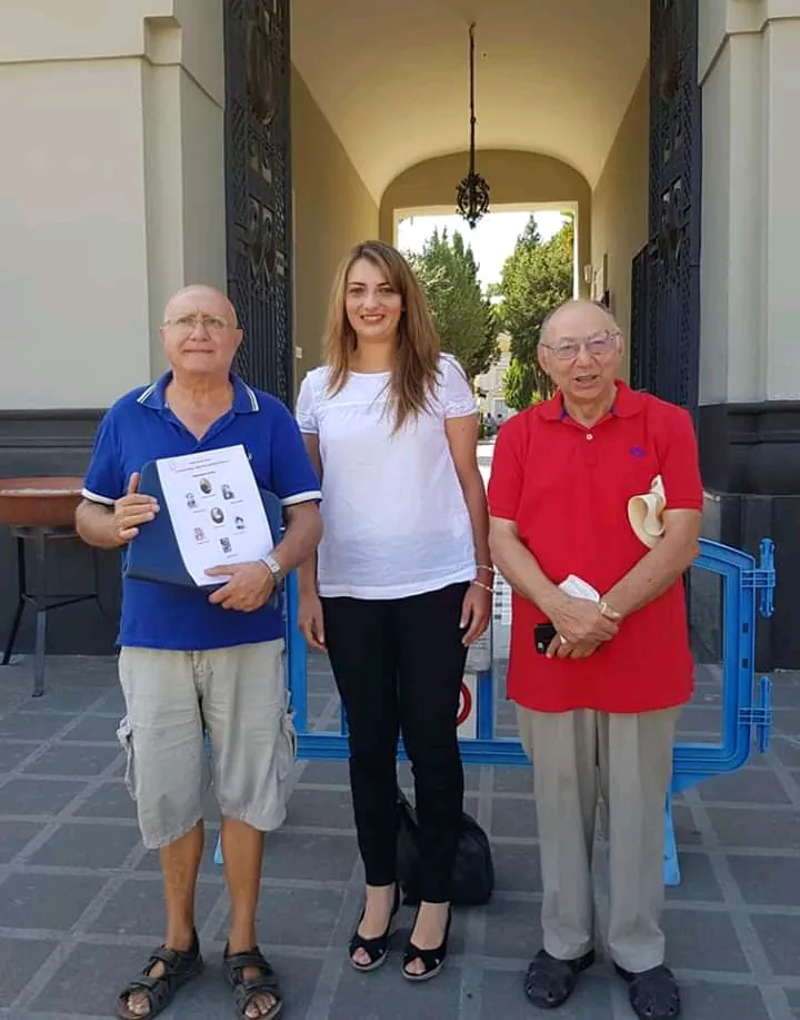 La Marra in visita al cimitero di Marcianise e alla biblioteca Quercia