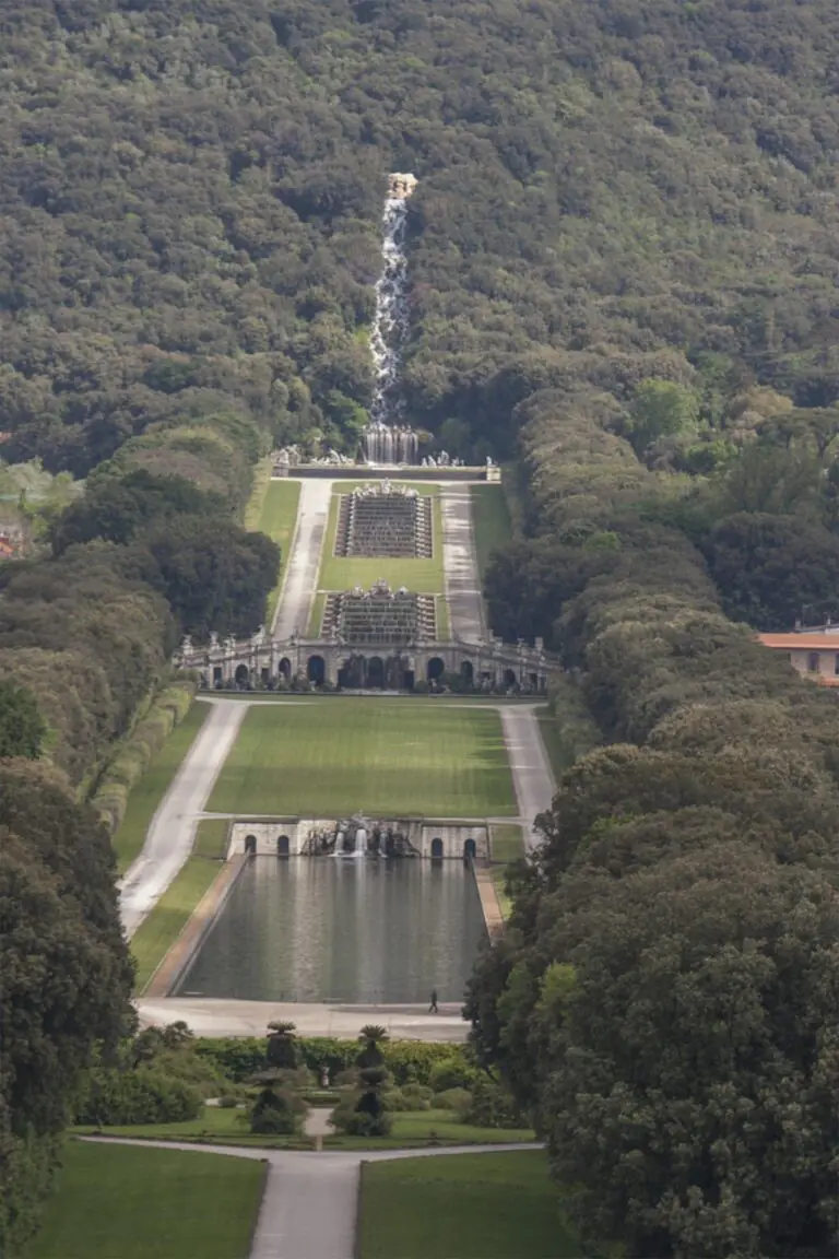 Reggia di Caserta: visite annullate in una zona del parco