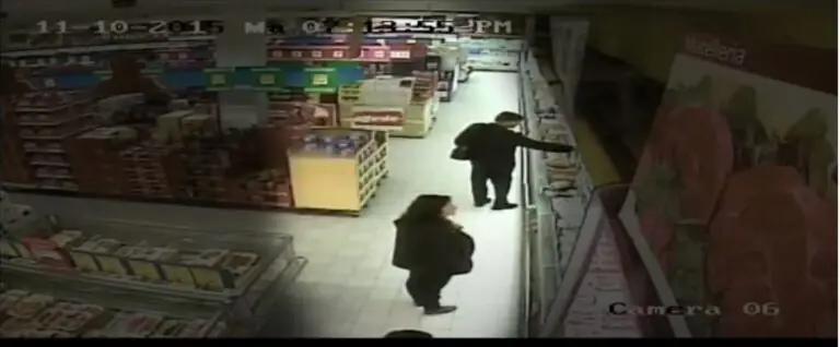 Furti di salumi e formaggi all’Eurospin: condannati i 2 vigili urbani. IL VIDEO