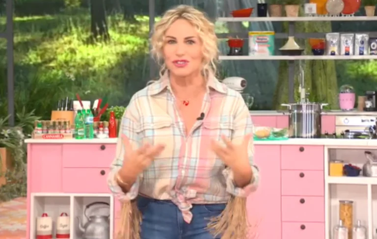 Antonella Clerici su Rai1: “Una bella notizia dalla provincia di Caserta”