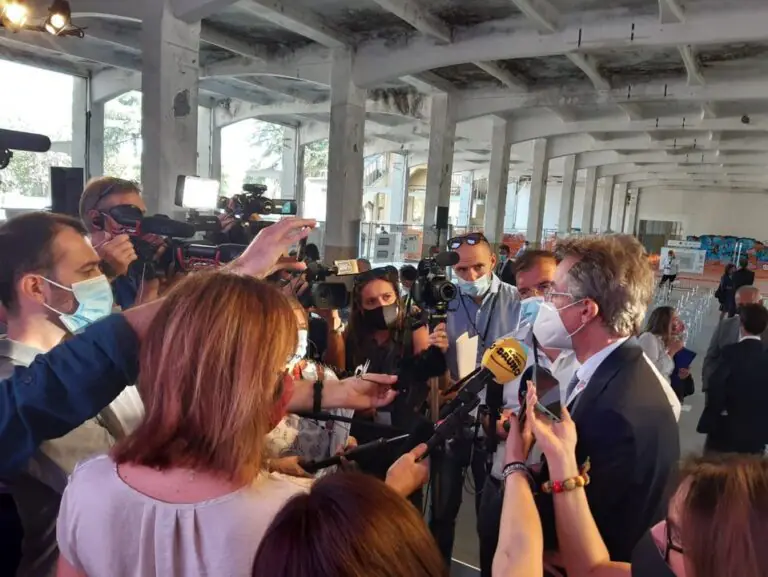 Lockdown in Campania, l’annuncio del Ministro: “Sì ma ristretti”