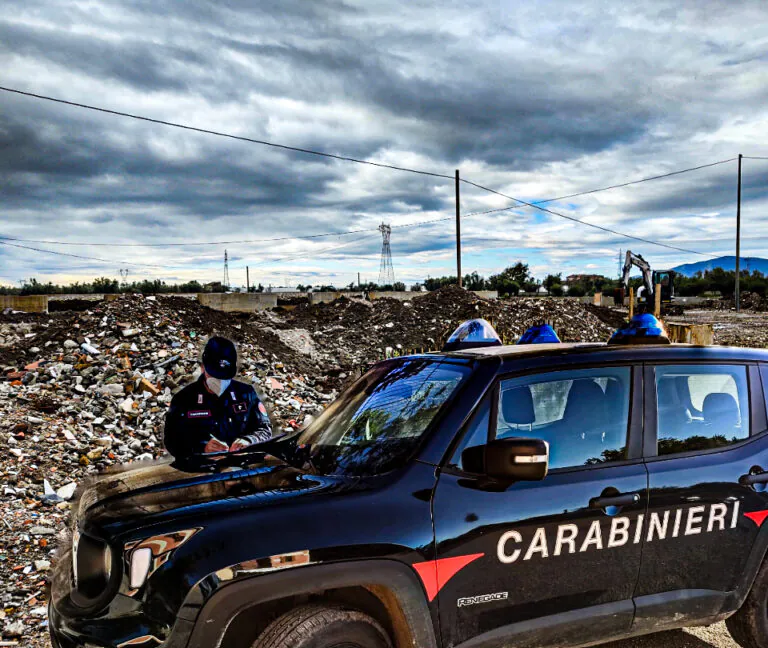 Bomba ecologica sull’Appia: trovati scarti di lavori edili