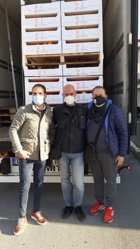 Da Foggia prodotti ortofrutticoli in beneficenza per famiglie del Casertano