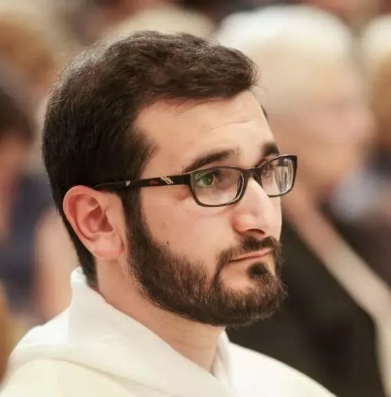 Don Francesco positivo, chiudono 3 chiese
