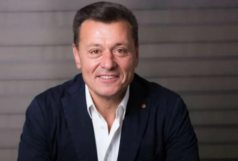 La minoranza non si presenta in Consiglio e protesta contro la scelta del presidente Ommeniello