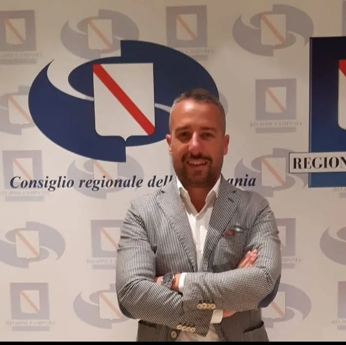Consigliere comunale positivo: “Ho perso il gusto e l’olfatto”