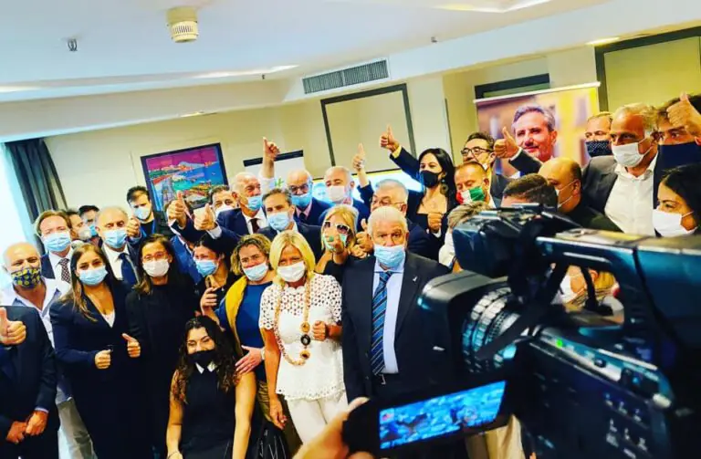 Lutto nella lista: “Il Covid ti ha strappato a noi, siamo sotto choc”