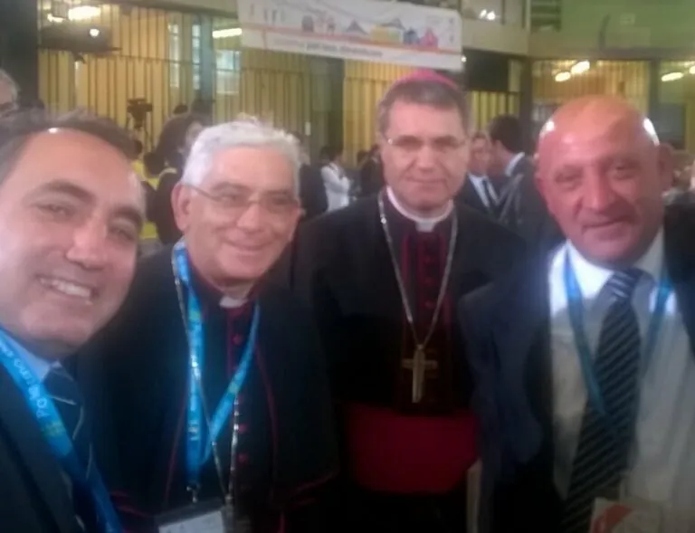 L’arcivescovo di Palermo Lorefice benedice il Parlamento della legalità Internazionale