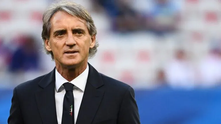 Il Covid piomba sulla Nazionale, positivo il ct Mancini