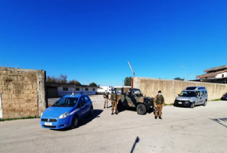Operazione in 3 città, scattano sequestri e denunce. FOTO