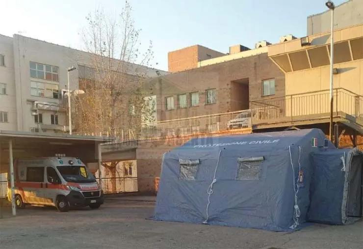 Emergenza Covid, 2 ospedali da campo nel Casertano: sopralluoghi in atto