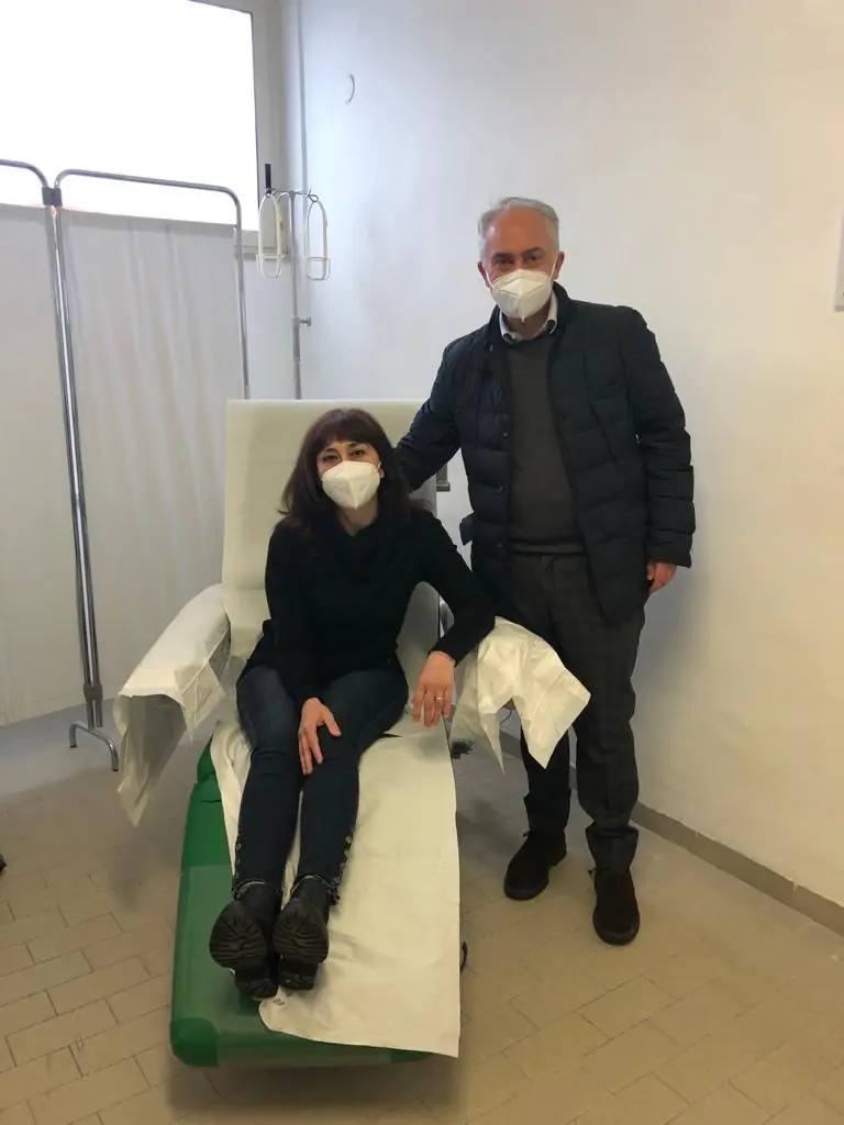 Ecco la prima vaccinata di Terra di Lavoro: le parole del sindaco