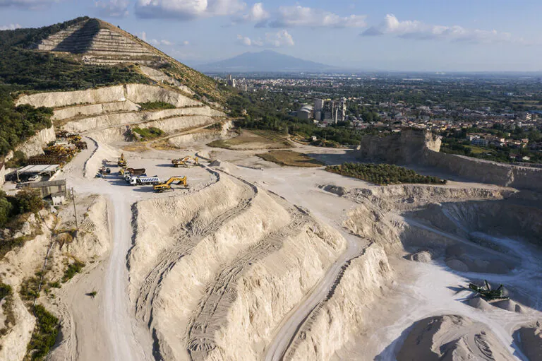 Riapertura cava per estrazione di calcare, “Italia Nostra”: “Ennesima devastazione del nostro territorio”