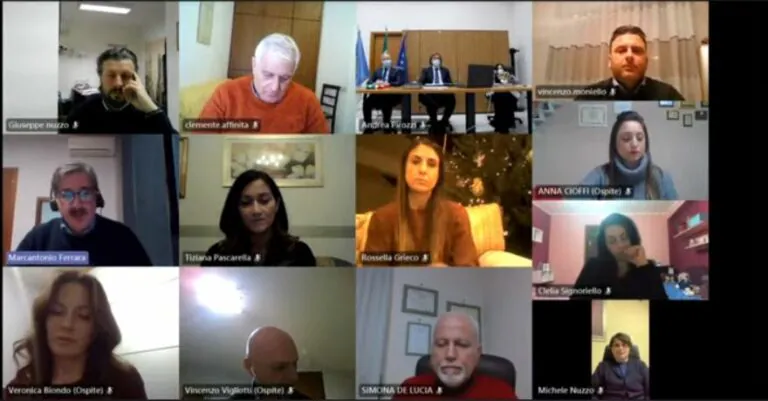 Consiglio comunale, Pirozzi annuncia ‘giornata della memoria’ per le vittime del Covid