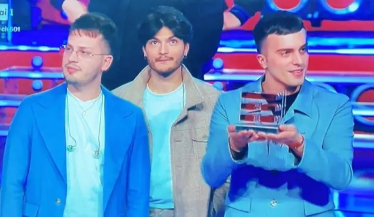 Premio e nuova hit per I Desideri ma Sanremo resta un sogno