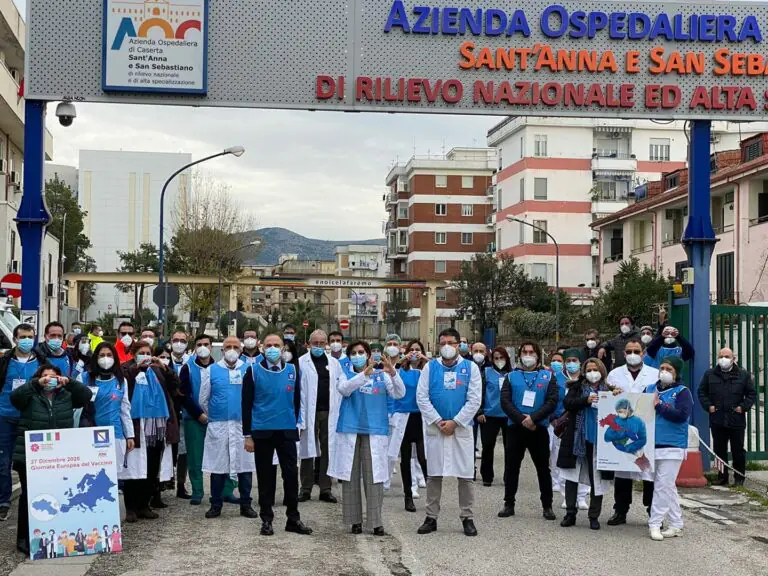 Infermiera positiva al Covid dopo vaccino all’ospedale di Caserta
