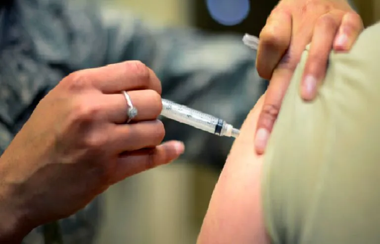Piano vaccinale per ultra 80enni: le date e le informazioni utili