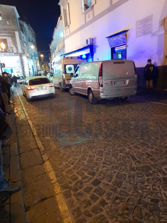 Tragedia nel negozio del centro: muore 47enne. Salma sequestrata dopo il tampone