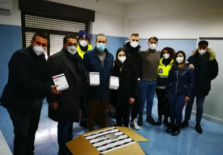 L’amministrazione Guida dona 800 mascherine all’ospedale Agp