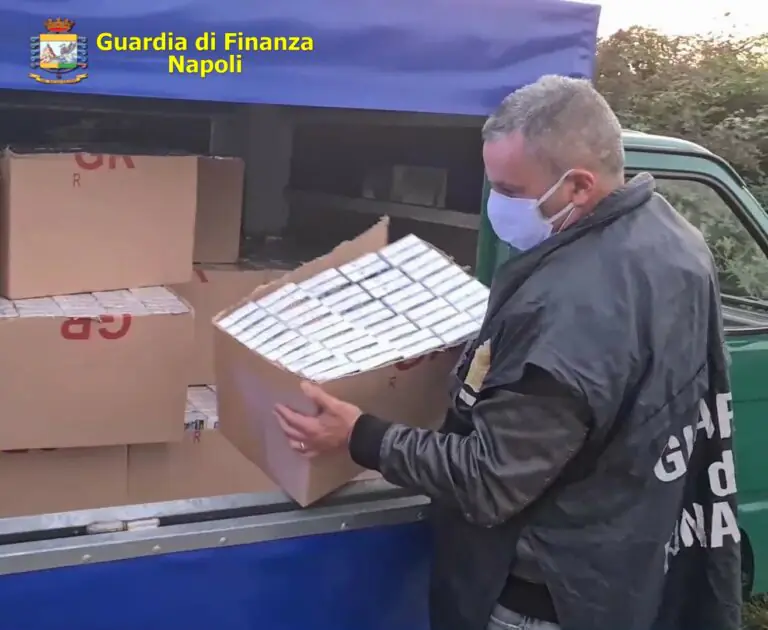 Scacco al contrabbando, scattano 13 ordinanze: blitz nel Casertano. VIDEO