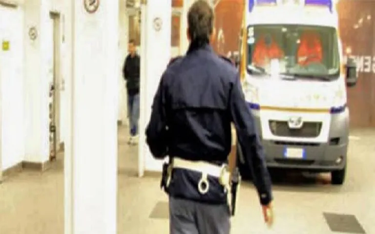 Finisce all’ospedale dopo le botte del marito: polizia scopre anni di abusi