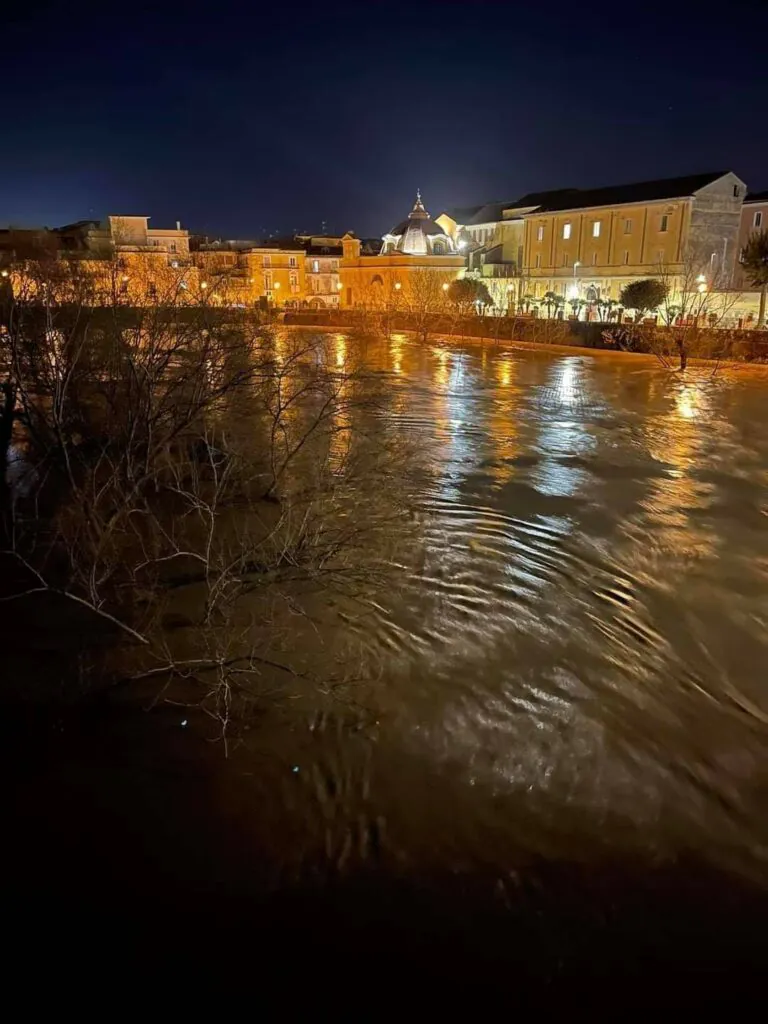 Volturno, la notte più lunga: chiusa Provinciale. Tutte le foto