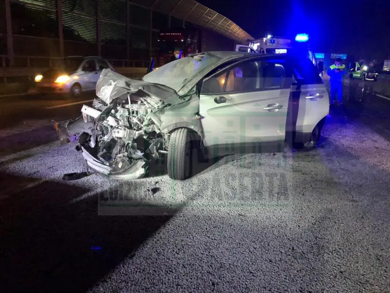 Tamponamento sull’A1 nella notte. Le foto