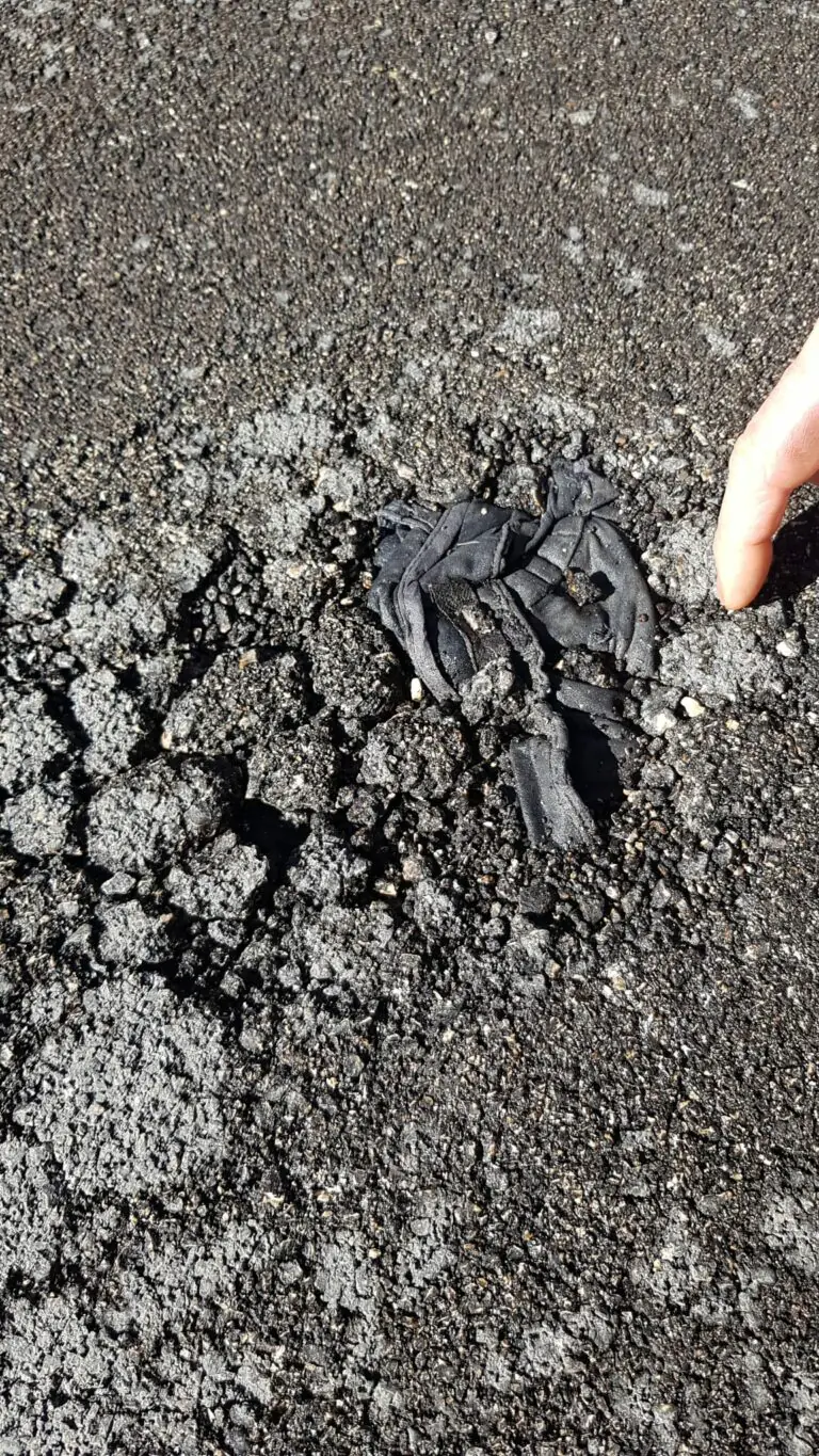 Città cantiere tra buche e incidenti
