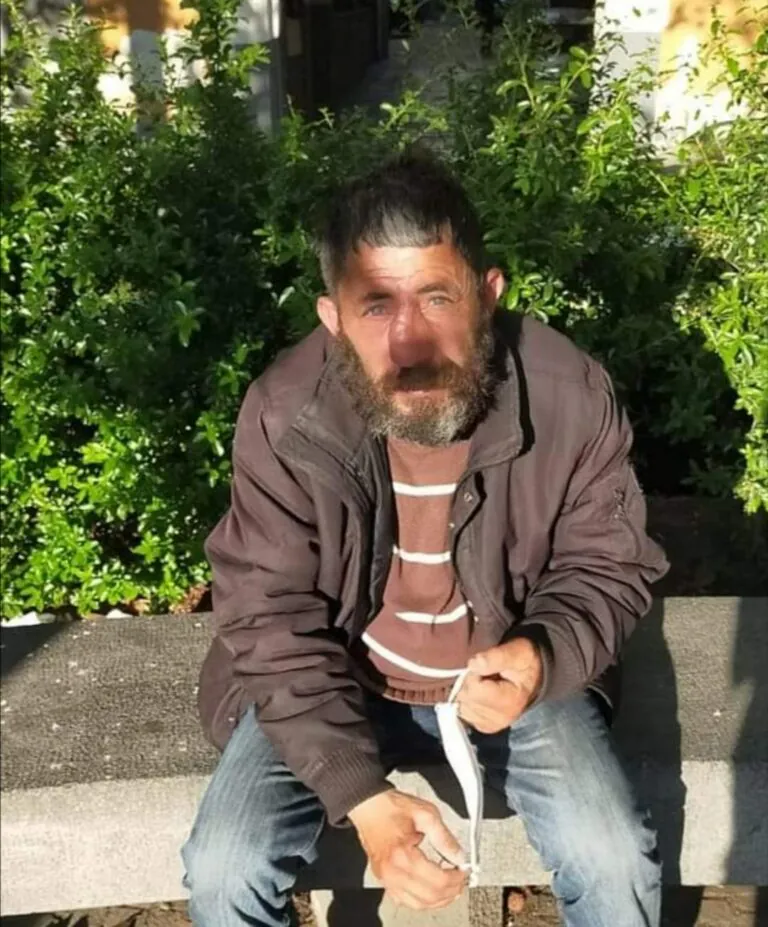 Addio Luigi. Morto in centro, identificata vittima: aveva 50 anni