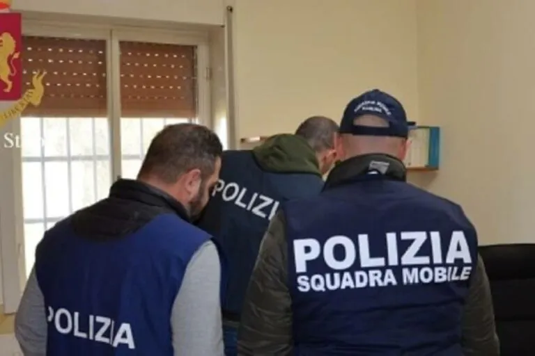 Capitali del clan e frodi informatiche, arrestato il fratello del ras dei Casalesi: finisce in cella