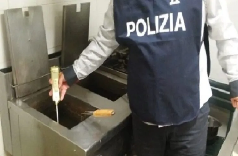 Polizia piomba nell’agriturismo e scopre festa di compleanno con 50 invitati