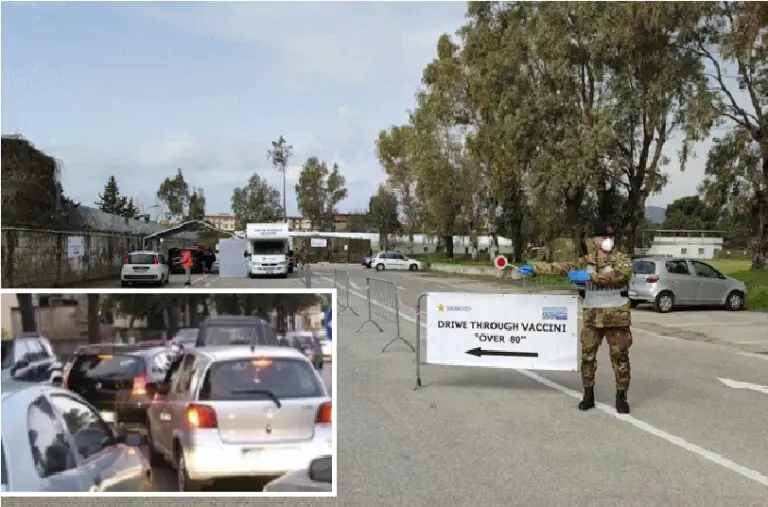 A Caserta tutti in coda per il vaccino: auto in fila, oggi si punta a mille dosi
