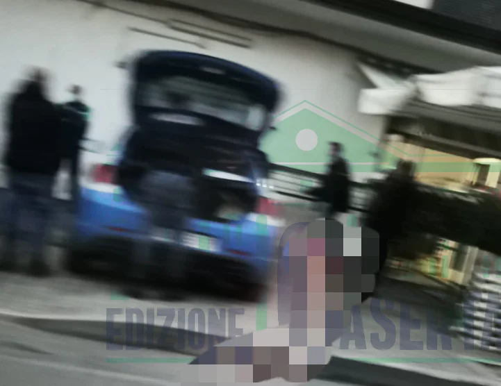 Bagarre nel negozio: minaccia fruttivendolo con cacciavite e arriva la polizia. Ecco il provvedimento