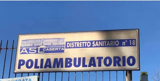 Caos, assembramenti e liti all’Asl: arrivano i carabinieri