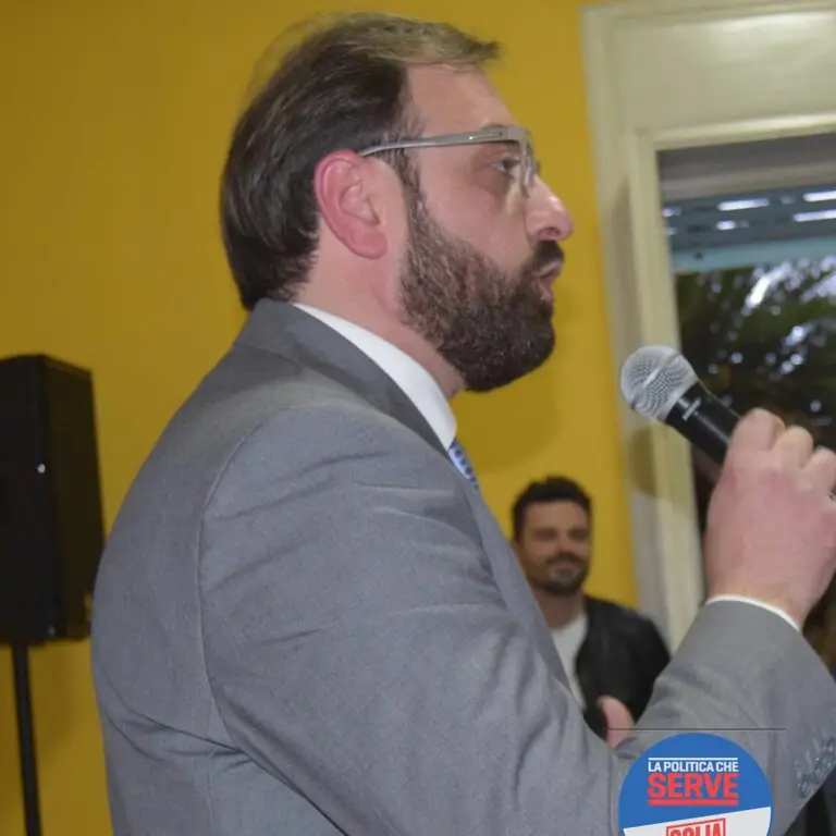 Spaccatura in aula tra maggioranza e presidente: “Non è garante”