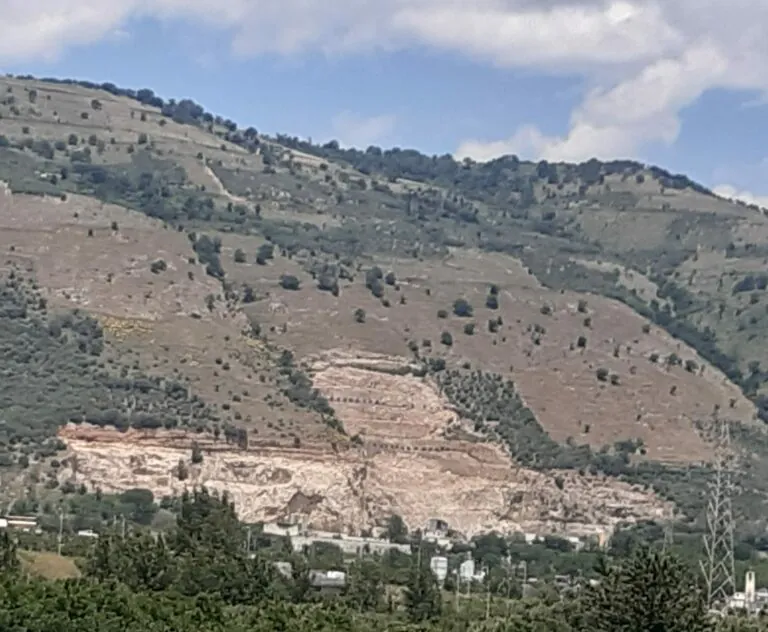 Cava della valle riprende l’attività estrattiva: 2 consiglieri chiedono lumi a sindaco e dirigente