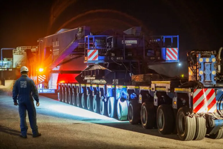 Trasporto eccezionale in provincia di Caserta: macchinario da 260 tonnellate