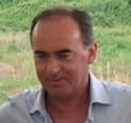 Avvocato portato via dal virus nel giorno del 55esimo compleanno
