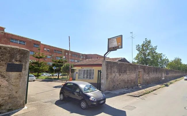 Assalto al bar, trovato del sangue: polizia a caccia della gang