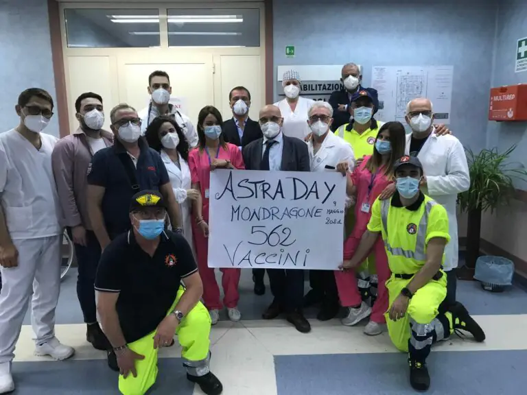 Astra per tutti, domenica boom di vaccinati sul litorale: “Salviamo l’estate”