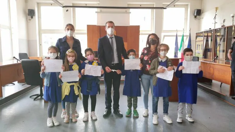 Ferrara mantiene la promessa e crea spazio per la scuola don Milani