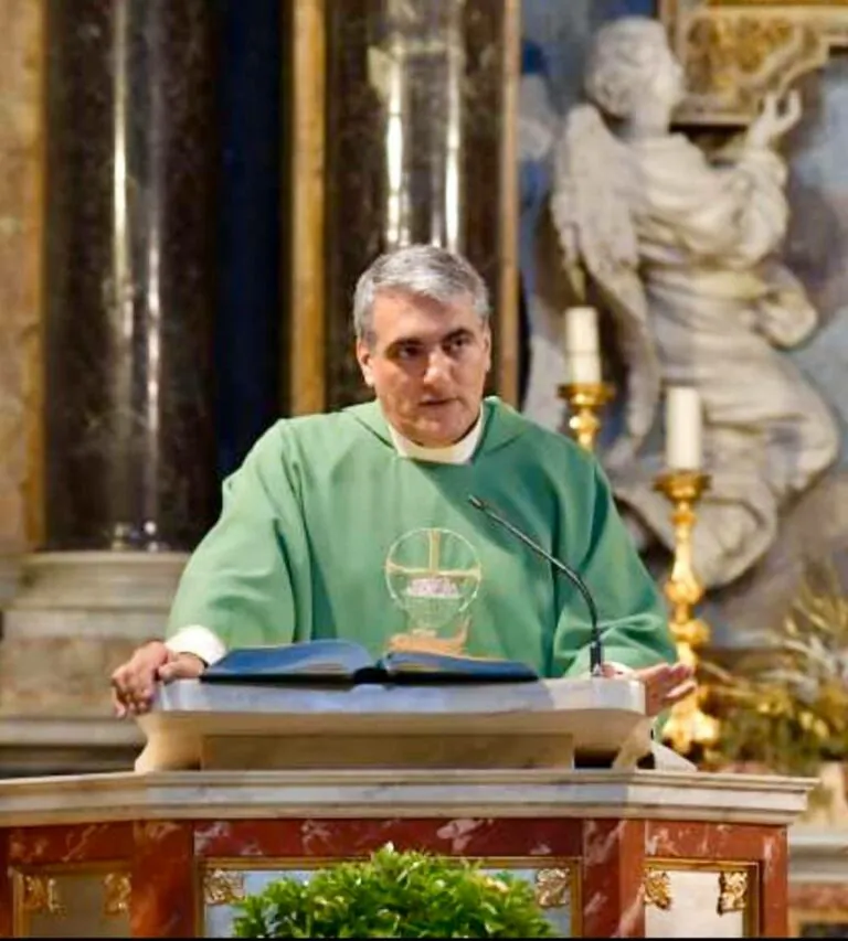 Sacerdote del Casertano nominato cappellano di Papa Francesco