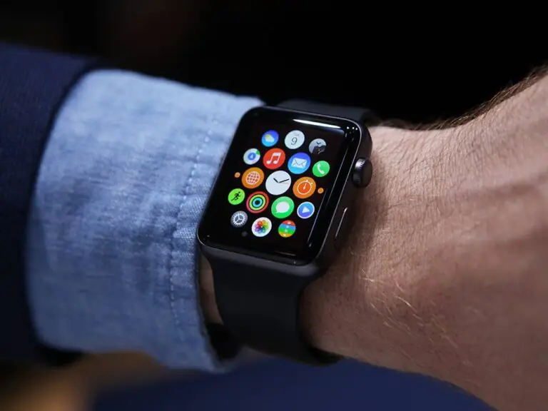 Il nuovo watch potrà rilevare la temperatura corporea