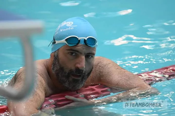 Istruttore di nuoto portato via dal maledetto virus a 48 anni