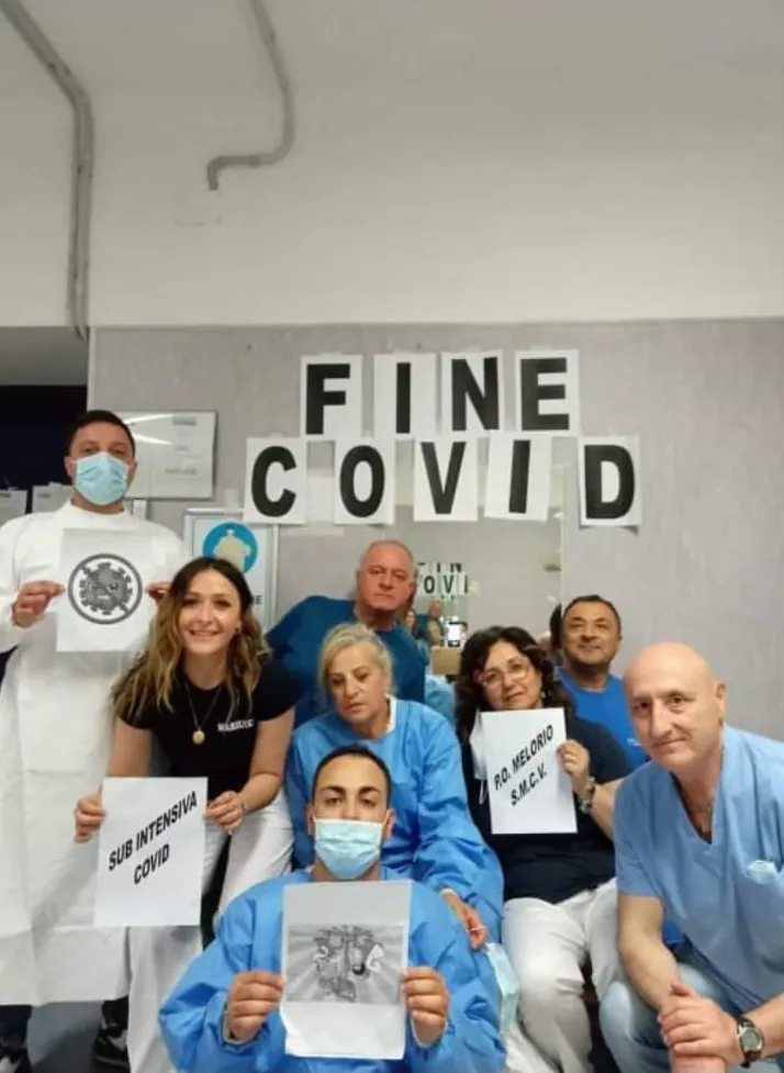 Hanno vinto loro, dimesso l’ultimo paziente Covid: “Abbiamo dato tutto”