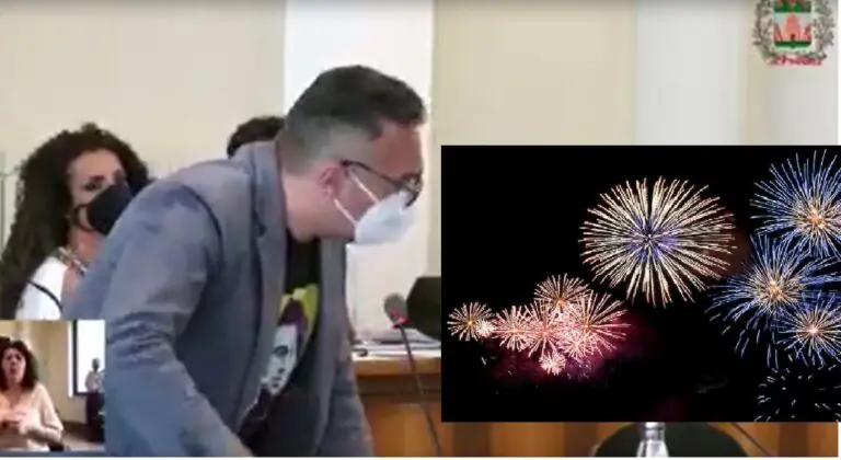 Fuochi d’artificio a ogni ora: “Ora multe per fermare l’emergenza”