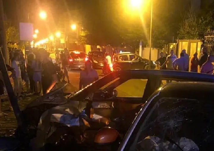 Travolti in strada: muore 23enne, grave l’amico