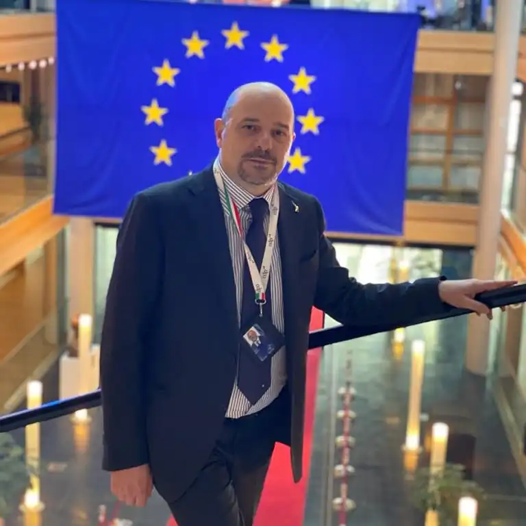Grant (Gruppo ID): “Finanziamento europeo per le PMI nel settore olivicolo”